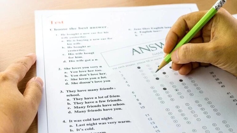Sertifikat TOEFL untuk Karir Global: Manfaat yang Tidak Bisa Anda Abaikan