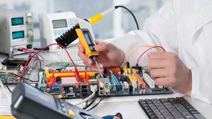 Magang Wajib Mahasiswa Jurusan Teknik Elektro: Di Mana dan Bagaimana?