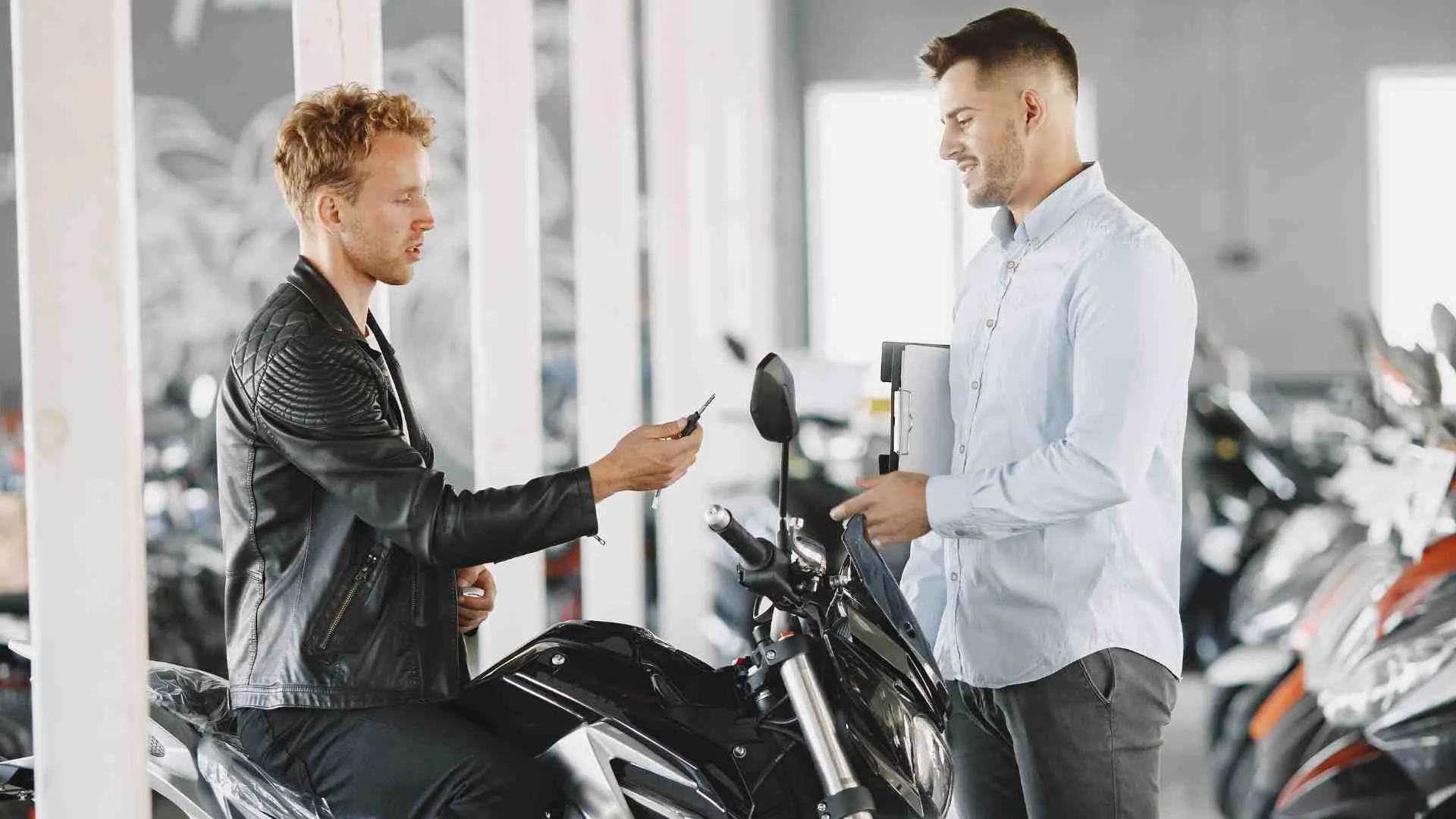 promosi dealer motor baru