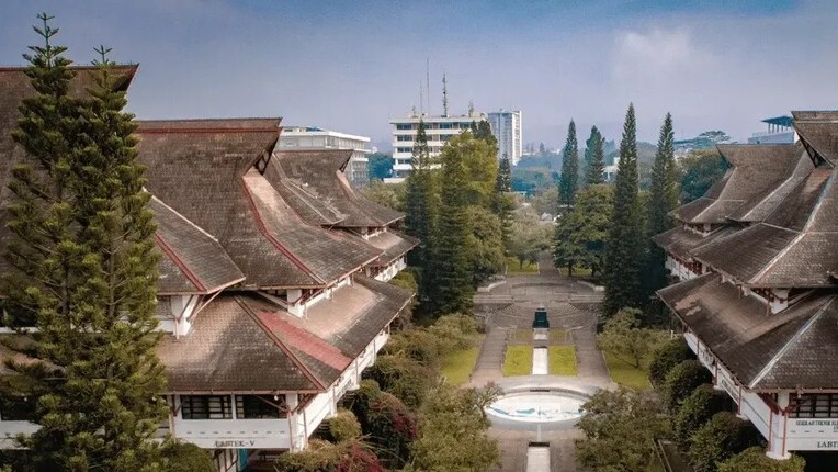 Biaya Kuliah ITB: Solusi Cerdas untuk Masa Depan Cerah