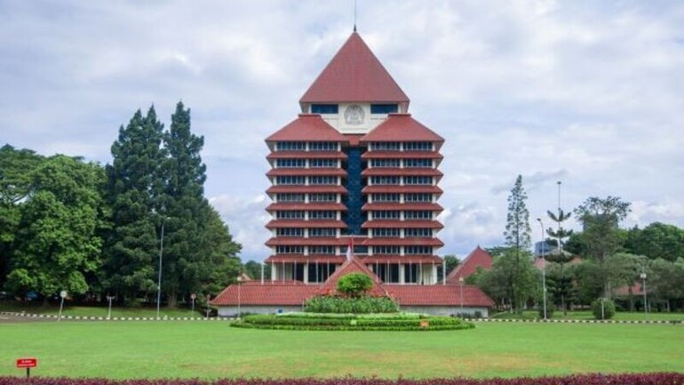Passing Grade Fakultas di UI: Apa yang Membuat Jurusan Tertentu Lebih Kompetitif?