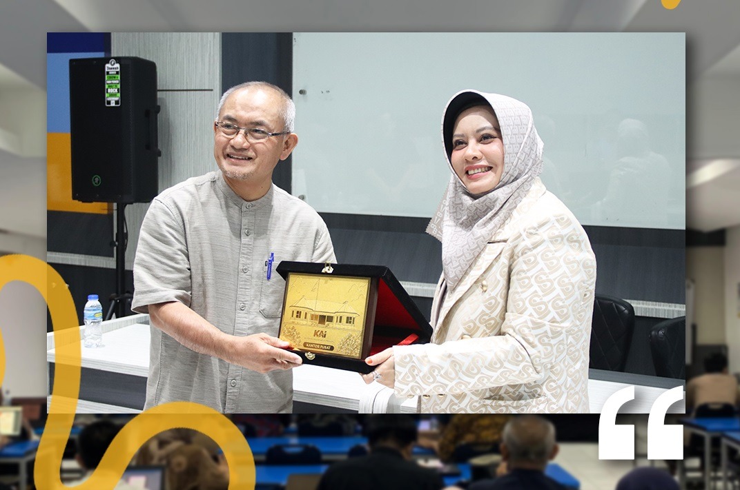 Berikut profil dosen berprestasi Al Ma'soem yang memiliki dedikasi tinggi serta kualifikasi akademik yang sangat mumpuni