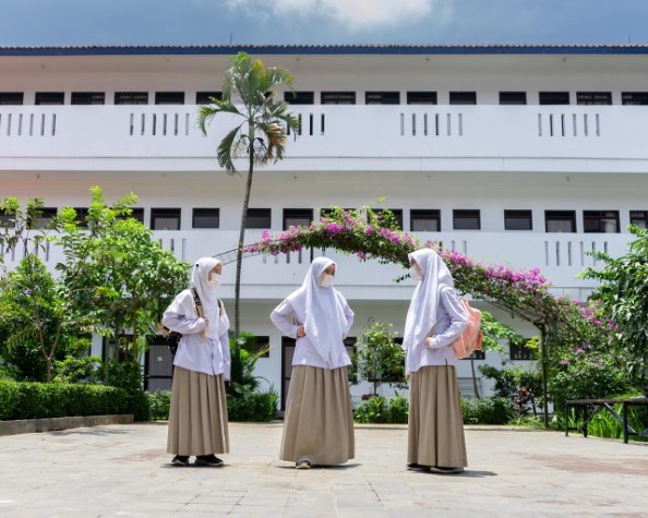 Alumni Berprestasi SMA Islam Al Masoem Bandung