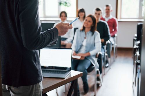 Pengalaman Mahasiswa Pascasarjana: Kiat Menghadapi Ujian Masuk dan Seleksi Program S2