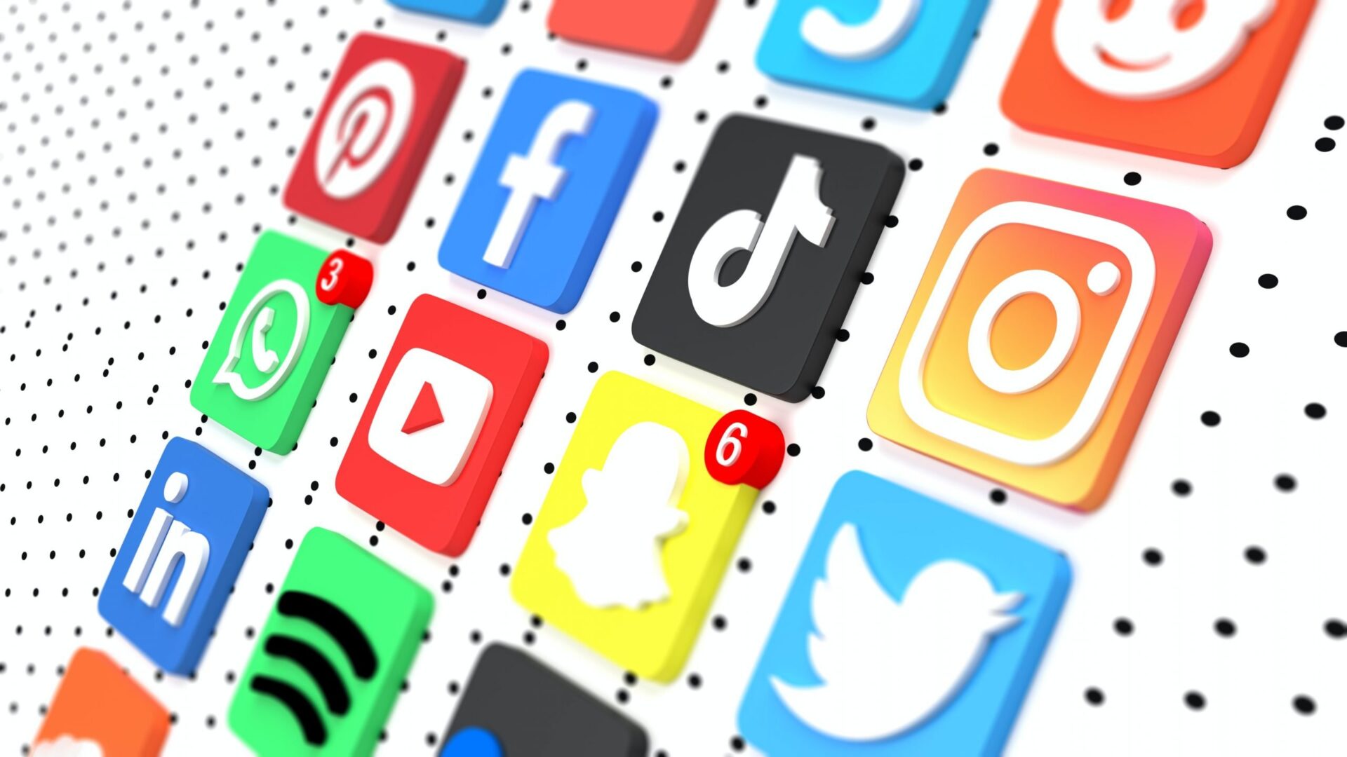 Jasa Viral dan Strategi Sukses Melalui Langkah-Langkah Membangun Brand di Media Sosial dengan Rajakomen.com