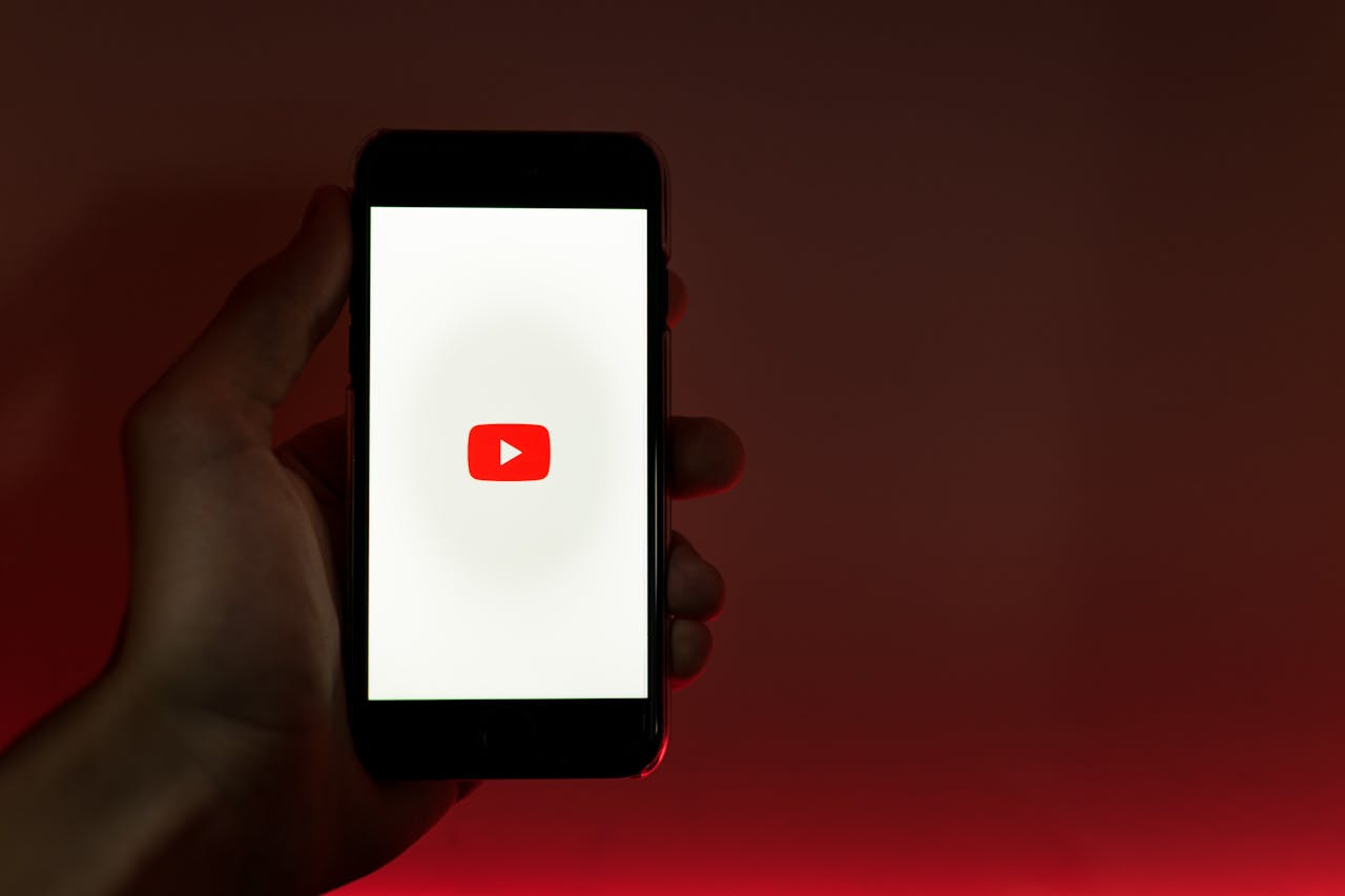 Biar Channel YouTube Makin Dikenal, Tambah Subscriber Sekarang!